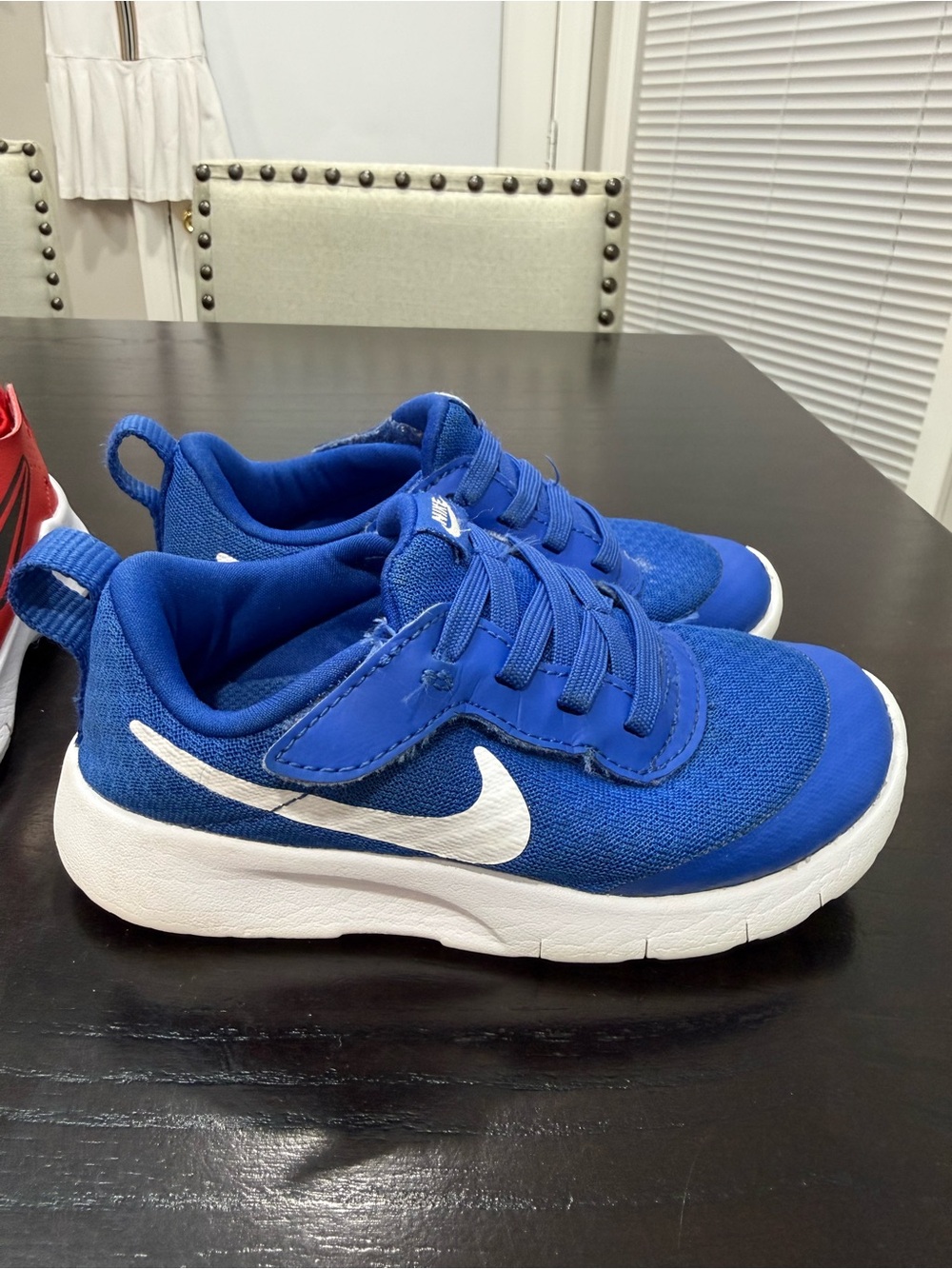 Nike Kids sneakers lot of 2 - Picture 3 of 6